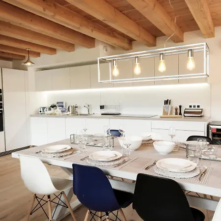 Chalet Skis Aux Pieds Avec Jacuzzi Et Sauna Saint-Martin-de-Belleville